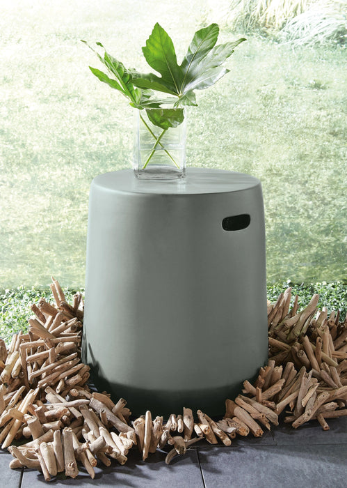 Kalmunds Stool