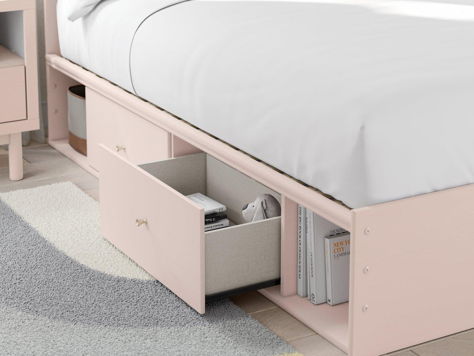 Wistenpine Upholstered Bed with Storage