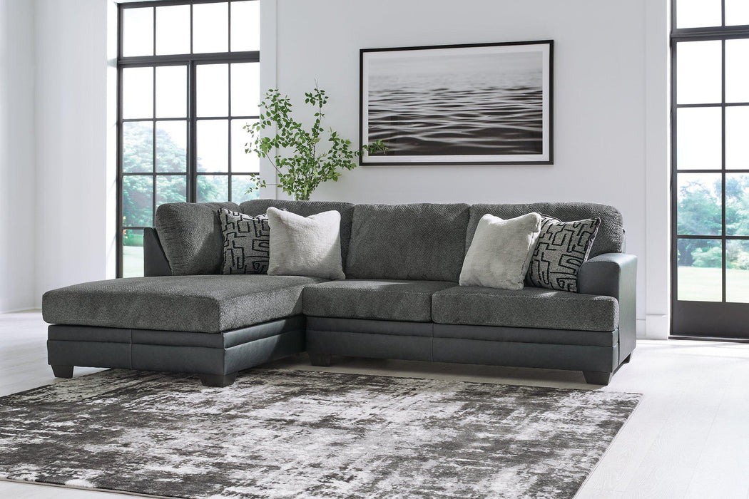 Brixley Pier Sectional with Chaise Black Friday Special