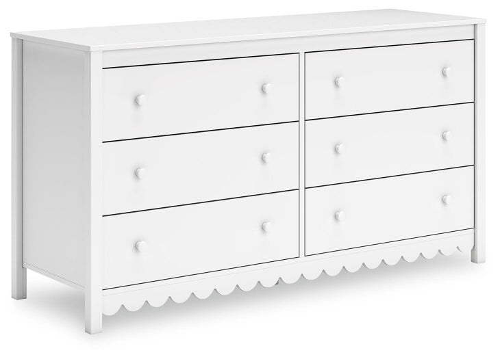 Hallityn Dresser