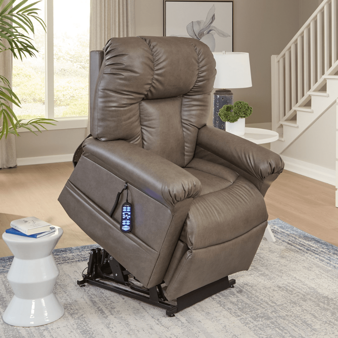 Artemis Medium/Large Power Lift Recliner by Ultra Comfort