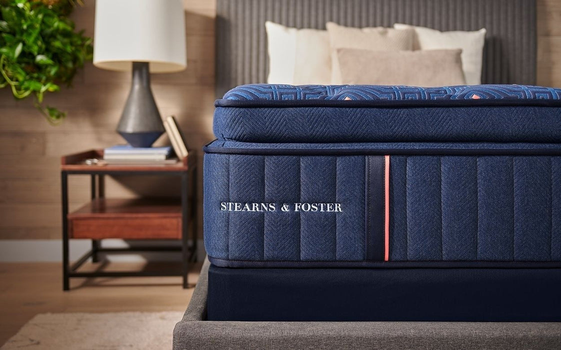 Lux Estate Hybrid Soft Mattress by Stearns & Foster