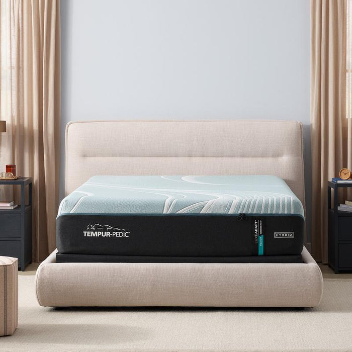 TEMPUR-LuxeAdapt® Medium Hybrid 2.0 Mattress by Tempur-pedic