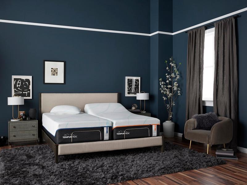 TEMPUR-LuxeAdapt® Firm Mattress by Tempur-pedic