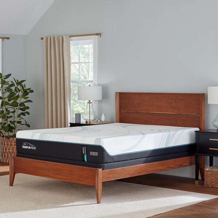 TEMPUR-Adapt® Medium Hybrid 2.0 Mattress by Tempur-pedic